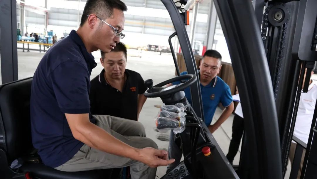 首单落地！诺力租赁服务有限公司正式开启叉车租赁新征程！